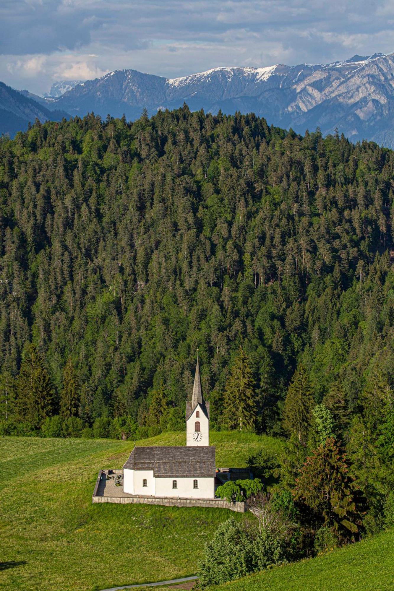 Gasthaus Roessli Versam Exterior photo