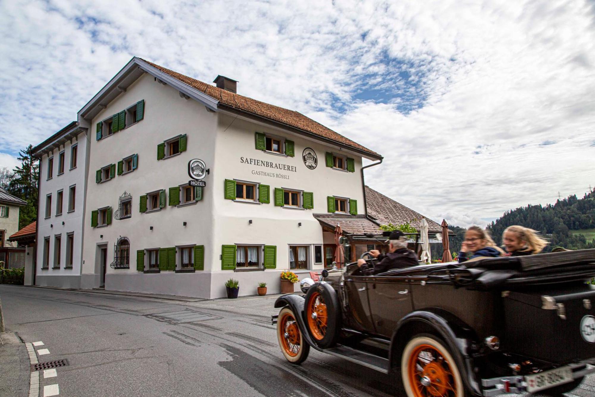 Gasthaus Roessli Versam Exterior photo